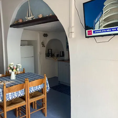 Botel Milos Beachfront Boat Getaway - Ideal Summer Nest *